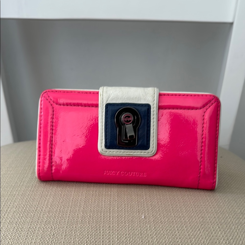 Juicy Couture Pink and White Wallet Glossy Finish